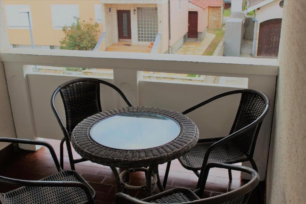 Apartments By The Sea Nin, Zadar - 18457 Exterior foto